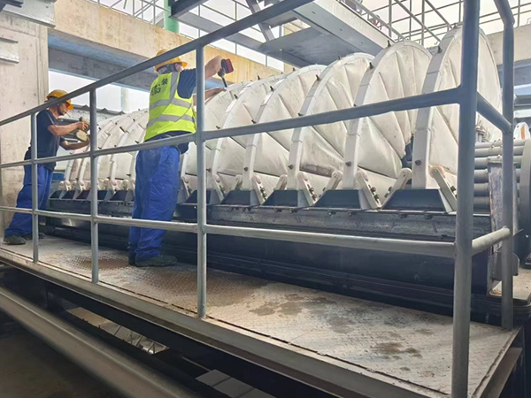 Вакуумний диск фільтр Вакуумний диск фільтр