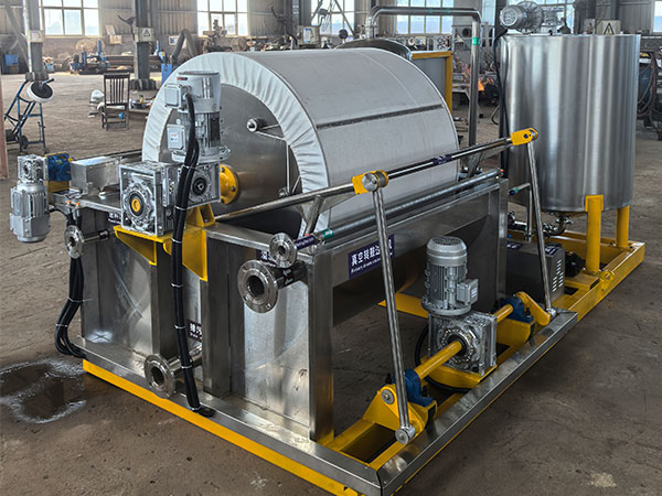 Переваги ротаційного вакуумного фільтра в обробці слизу для промисловості охорони навколишнього середовища